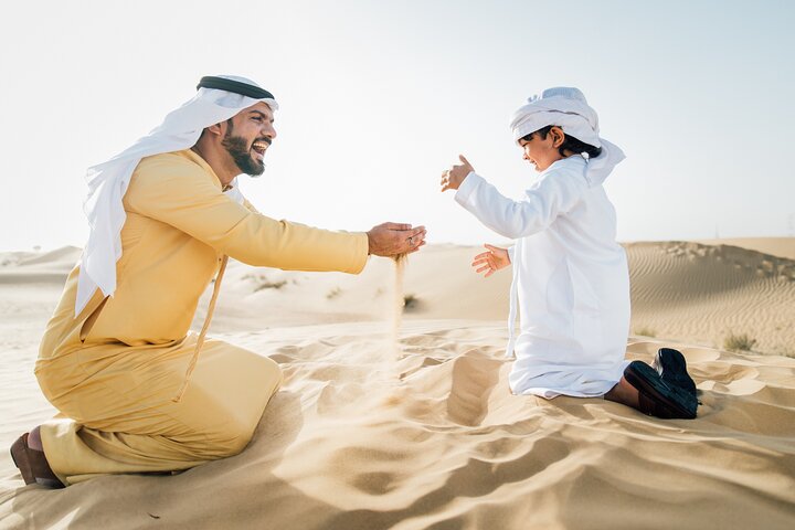 Sunrise Desert Safari with Cold Breakfast - Image 1