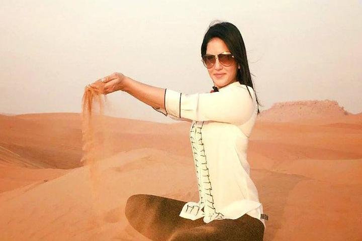 Sunset Desert Safari with Belly Dance & BBQ Dinner - Image 2