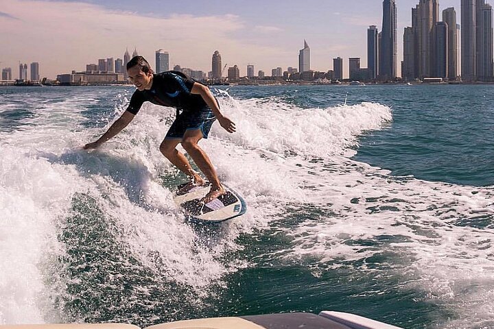 Surfing the Arabian Waves in Dubai With Transfer - Image 2
