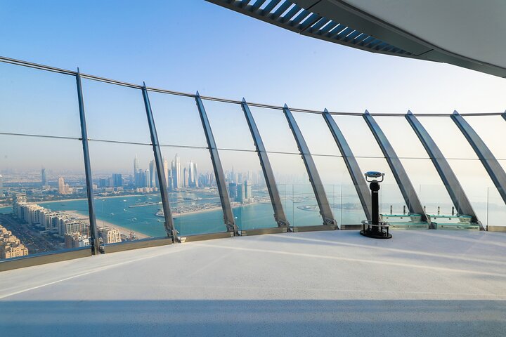 The View At The Palm Observatory Deck Ticket (Level 52) - Image 4
