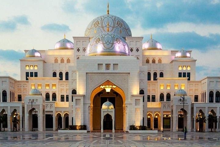 The Wonders of Abu Dhabi: Private Day Trip - Image 5