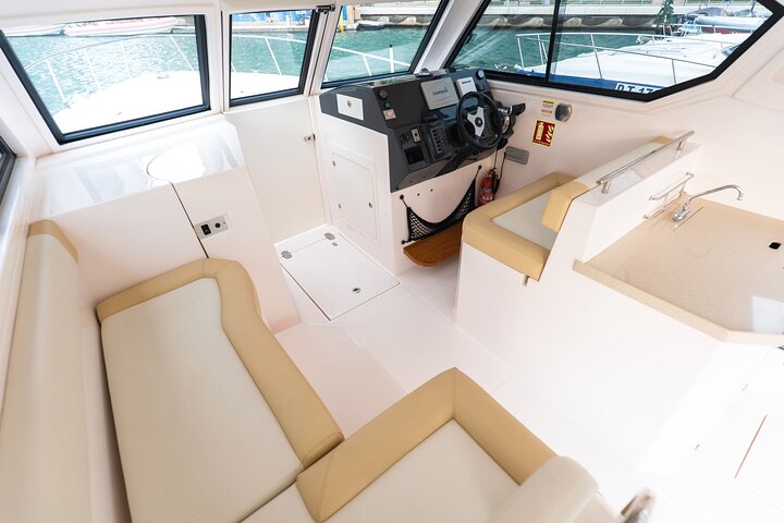 Yachting in Dubai: Book 36 ft Yacht Charter up to 10 people - Image 4