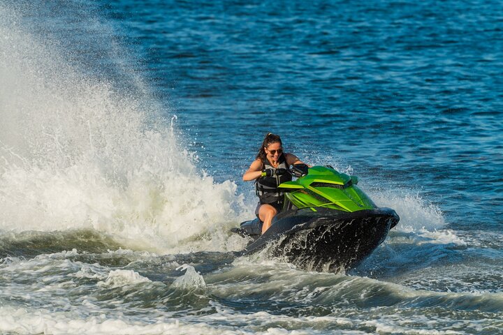 Yamaha Jet Ski Ride in Dubai with Private Transfer - Image 3