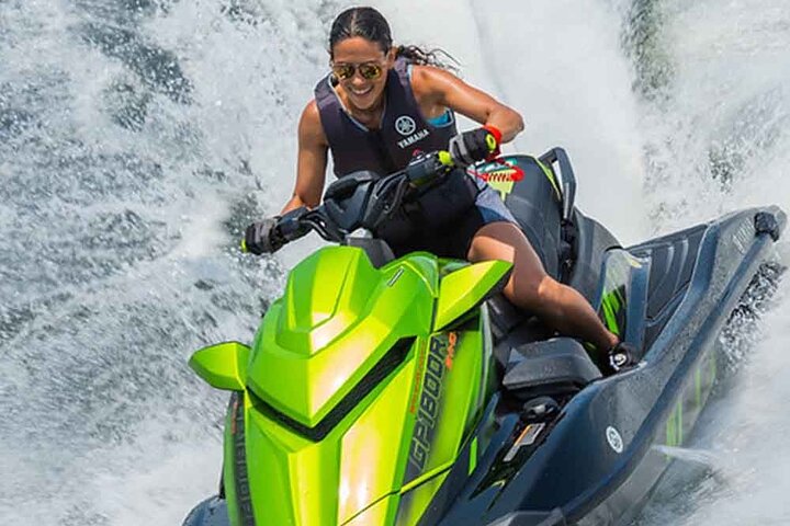 Yamaha Jet Ski Ride in Dubai with Private Transfer - Image 4
