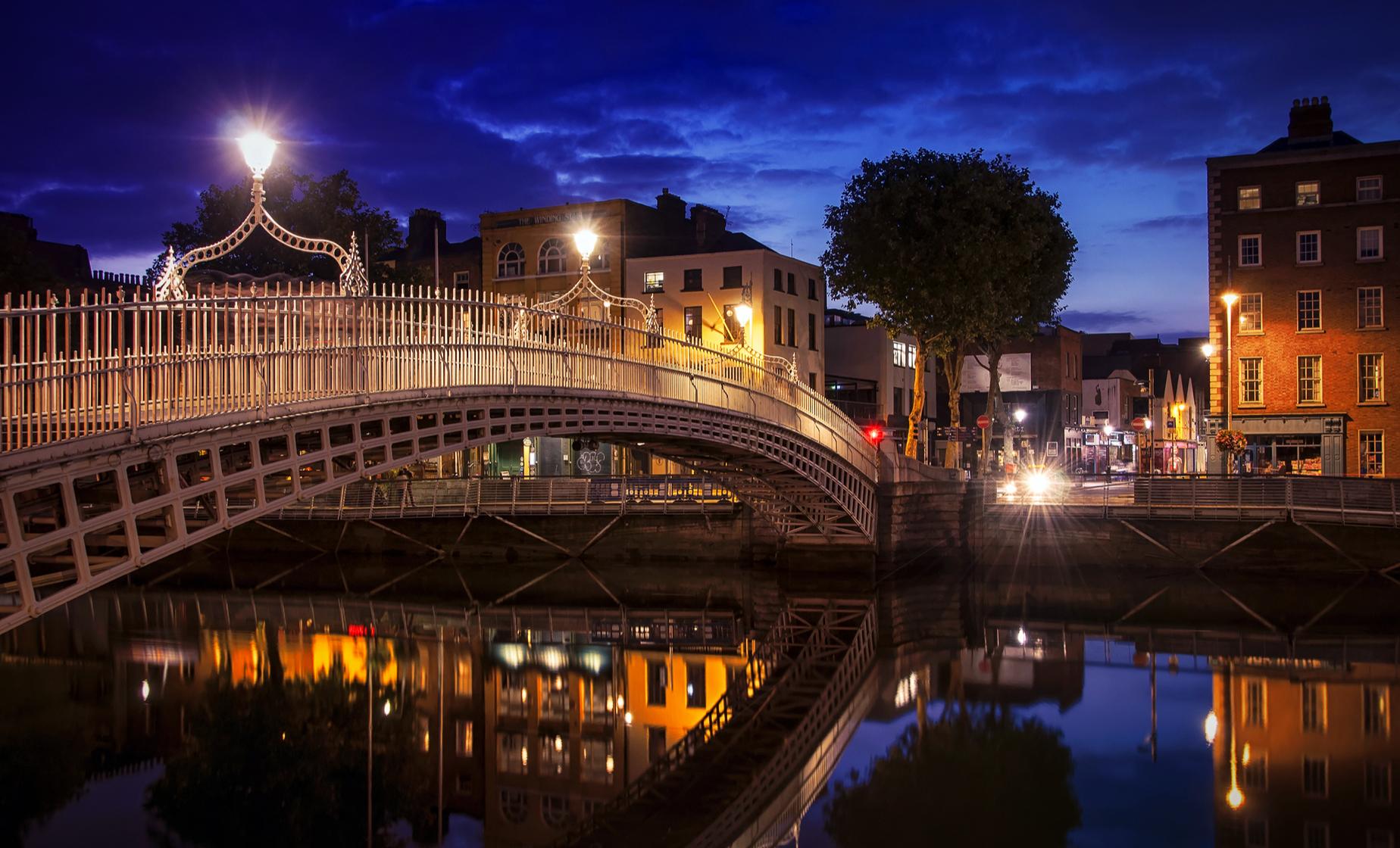 Dublin City by Night - Image 1