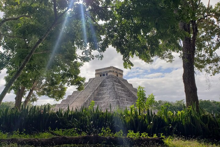 Private Chichen Itza, Cenote & Valladolid tour - Image 1