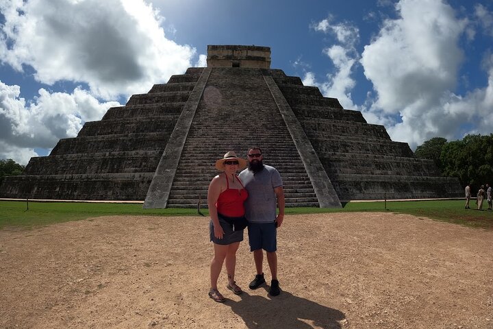 Private Full-Day Guided Chichen Itza Tour with Lunch - Image 1