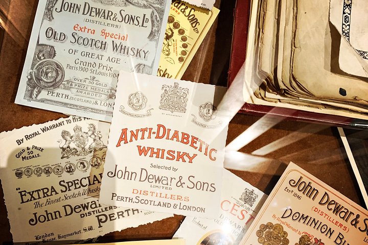 Casks & Chronicles: A Day Trip of Scottish Whisky Distilleries - Image 1