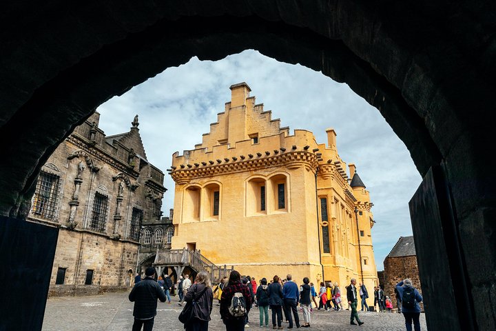 City Escape: Loch Ness Private Day Trip - Image 3
