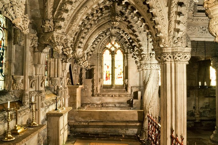 Edinburgh City private driving tour Castle Rosslyn Chapel - Image 1