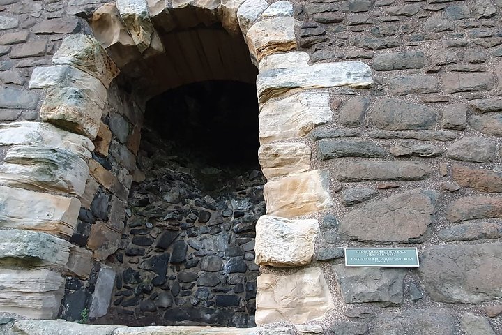 Edinburgh City Tour - Image 3