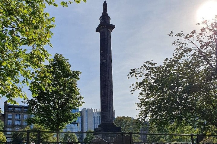 Edinburgh City Tour - Image 4