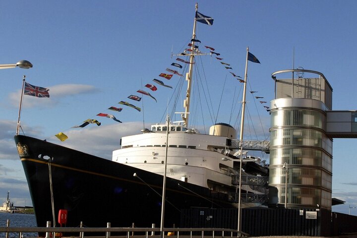 Edinburgh Day Tour with Johnnie Walker Distillery Experience - Image 5
