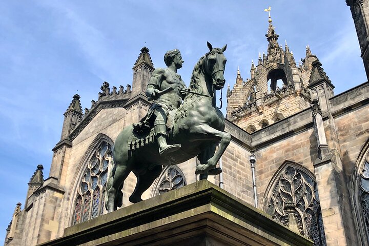 Edinburgh Old Town and Rosslyn Chapel - Image 4