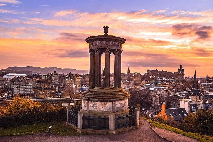 Edinburgh Private city tour - Image 5
