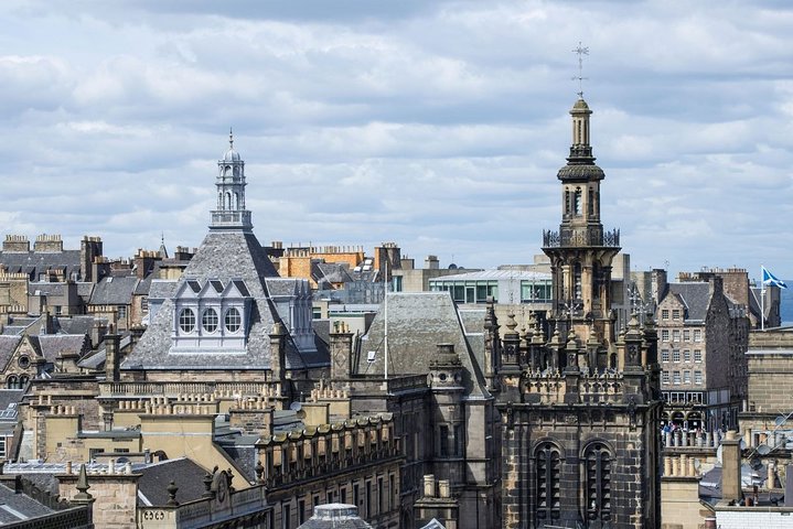 Explore an amazing Edinburgh on a private walking tour of the Old town - Image 2