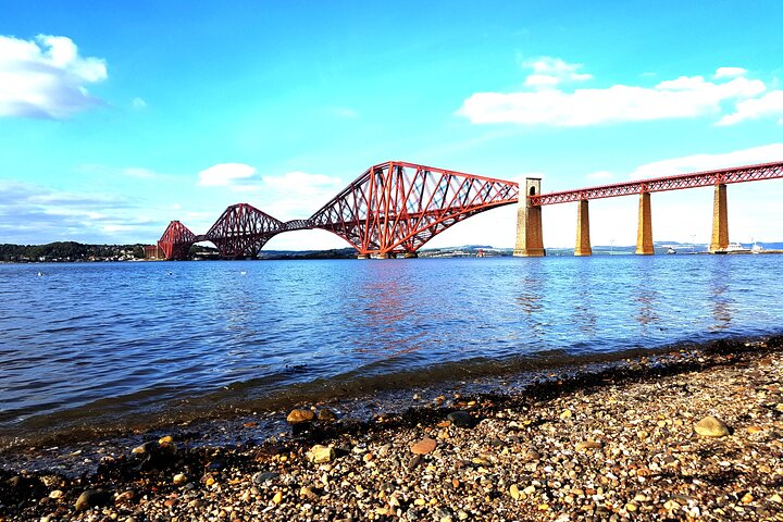 Loch Lomond, Dumbarton and Stirling Castle, Luxury Private Tour - Image 5