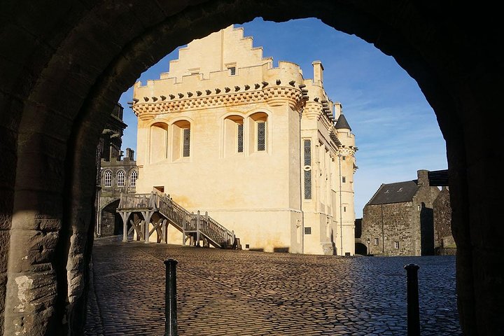 Mary Queen of Scots tours - Private Tours Edinburgh - Image 3