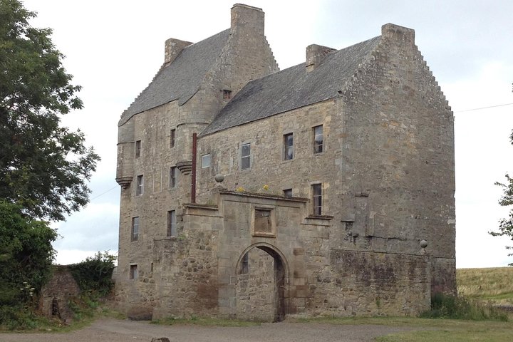 Outlander four location tour - Private tour of Lallybroch and Outlander castles - Image 3