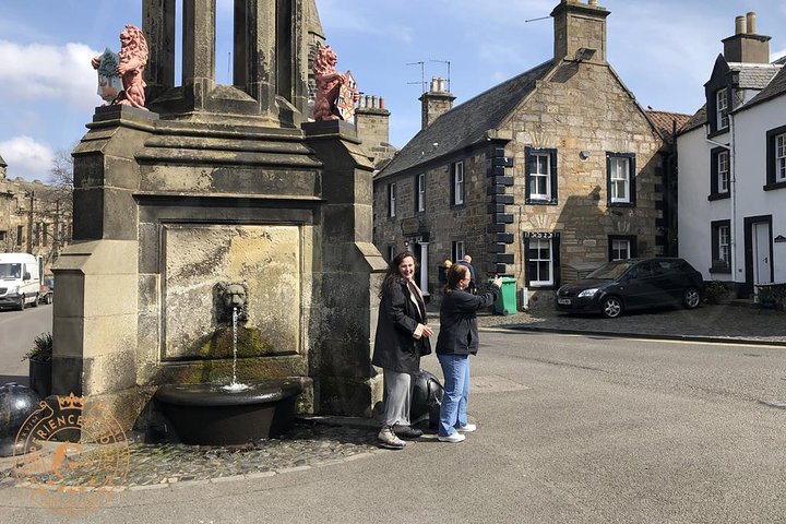 Outlander locations experience, Private Tour in a premium Minivan - Image 3