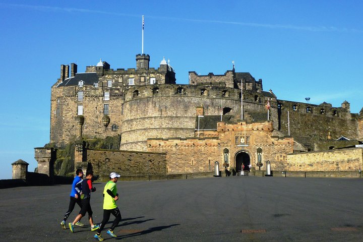 Panoramic Running Tour of Edinburgh - Image 2