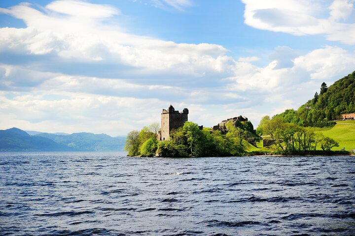 Private 2 Day Loch Ness Tour in a Luxury MPV - Image 4