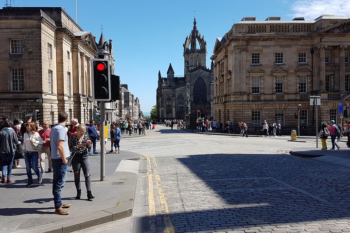 Private Edinburgh City Tour  - Image 3
