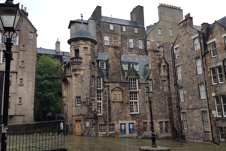 Private Half Day Edinburgh City Tour - Image 2