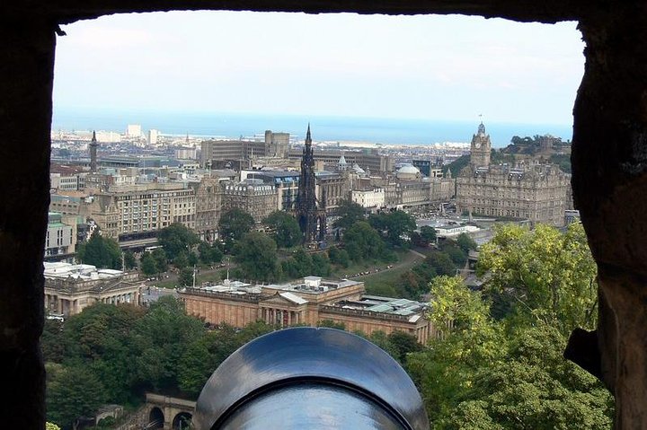 Private Half Day Edinburgh City Tour - Image 1