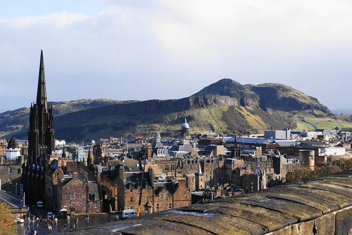 Private Half Day Edinburgh City Tour - Image 4