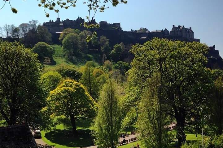 Private Half Day Edinburgh City Tour - Image 5