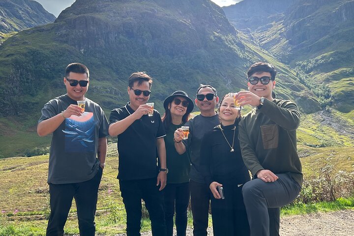 Private Harry Potter, Glenfinnan Viaduct, Highland Edinburgh Tour - Image 3