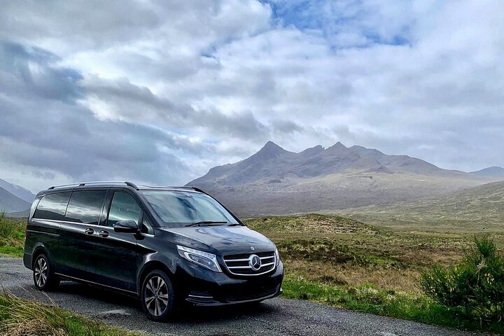 Private Mary Queen of Scots Day Tour in Luxury MPV from Edinburgh  - Image 4