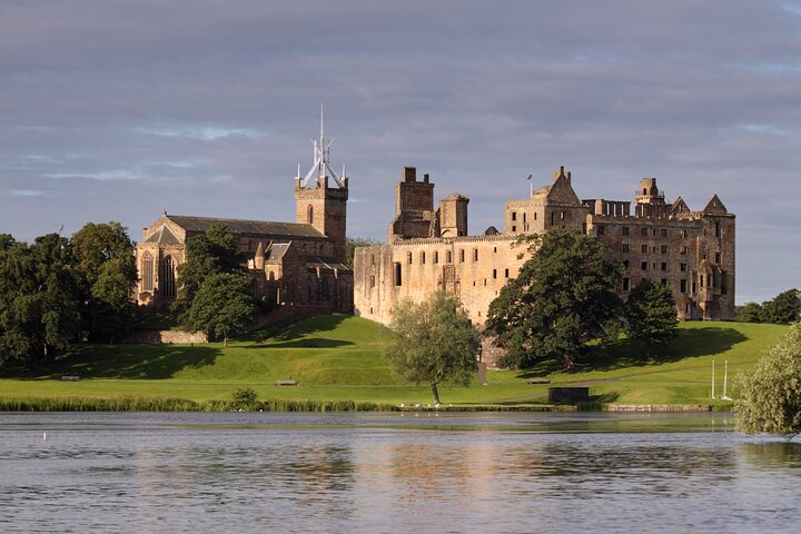 Private Mary Queen of Scots Day Tour in Luxury MPV from Edinburgh  - Image 1