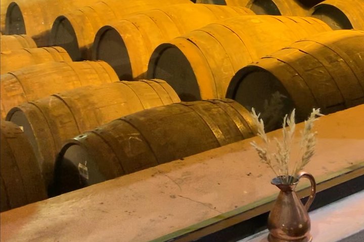 Private Tour Stirling Castle + Whiskey Distillery - Image 5