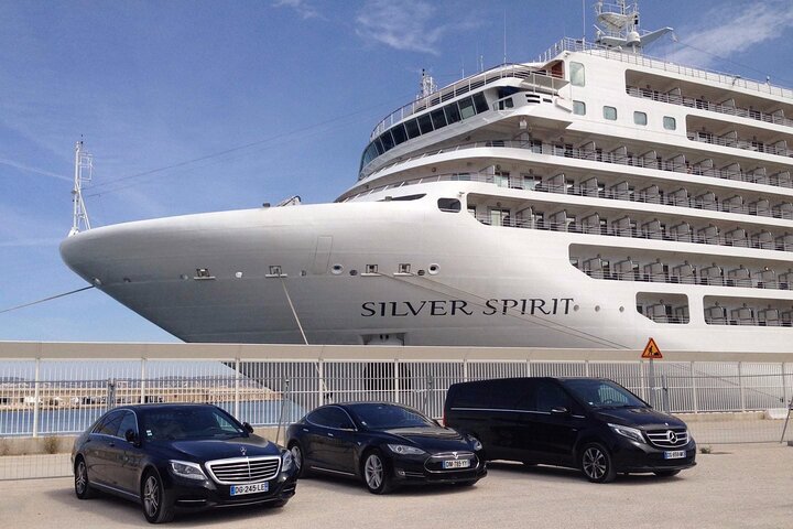 Private Tour with transfer from Newhaven Cruise Port to Glasgow. - Image 4