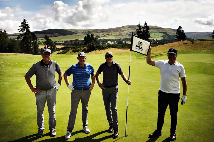 Putting Paradise: Private Golf Courses Luxury Day Trip - Image 2