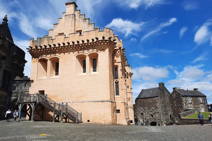 Stirling Tour - Image 2