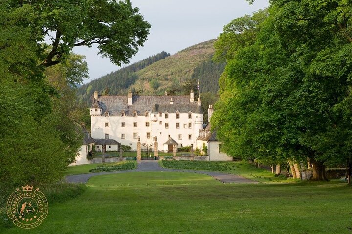 The Scottish Borders Full-Day Private Tour in a Luxury Minivan with Local Guide - Image 1