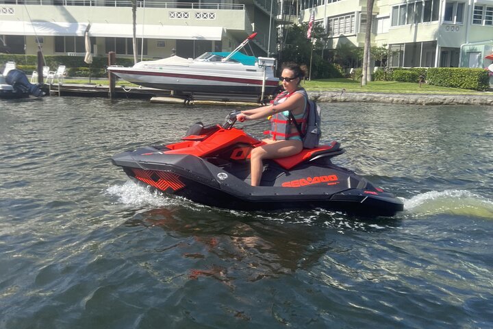 Jet Ski Tour from Fort Lauderdale to Miami with Bath - Image 1