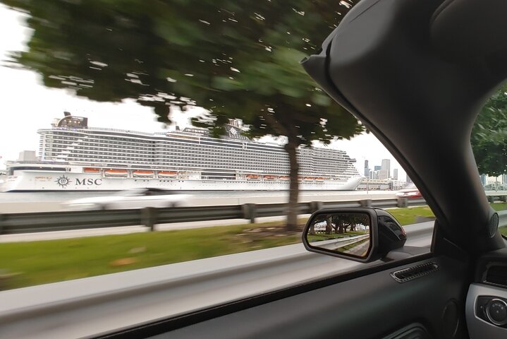 Ocean Drive Ride to Miami On A Convertible - Image 2