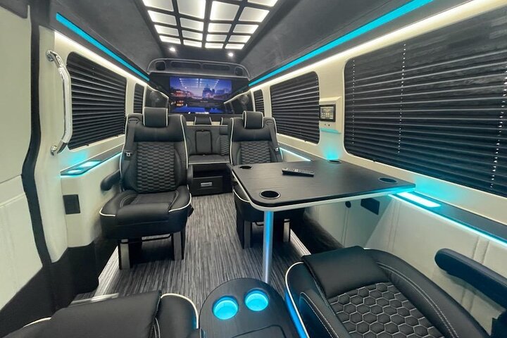 Party Bus Luxury Sprinter Limos - Image 1