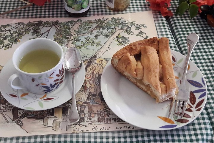 A Taste of Bahamas Cultural Food Tour - Image 5
