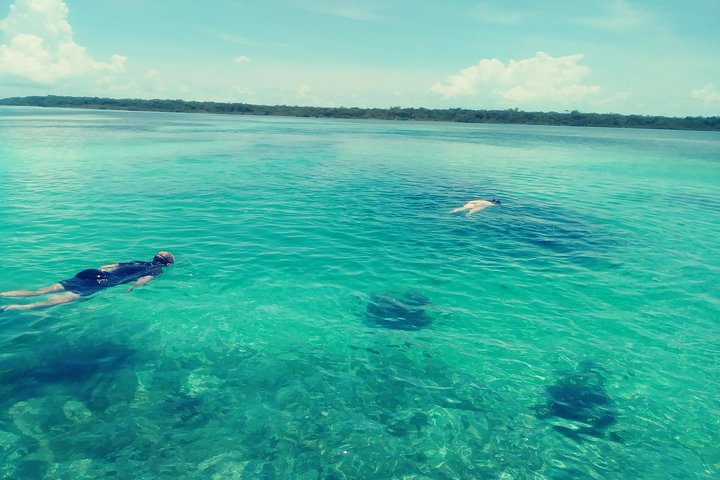 Blue hole snorkeling, and turtle park - Image 1