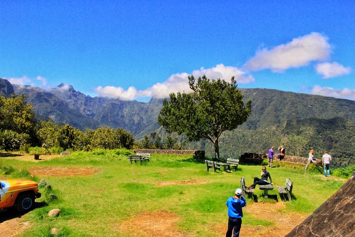 4x4 Full-Day Tour to Explore Portugal's Scents and Flavors - Image 1