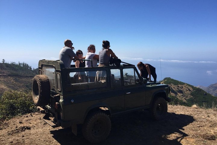4x4 Safari Half day Poncha, Mountains, Vineyards and Cabo Girão Small group  - Image 5