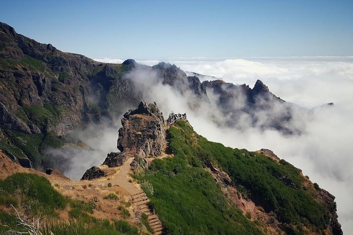 Adventurous Hiking Pico Areeiro to Pico Ruivo - Image 4
