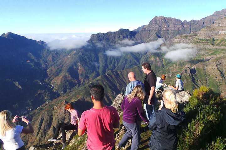 Amazing Skywalk, Madeira Wine Tasting and more... in 4x4 Half day Tour - Image 3
