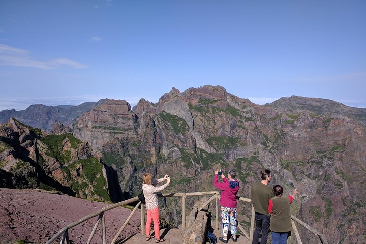 Arieiro Peak, Santo da Serra and Cristo Rei in 4x4 Half day Tour - Image 3