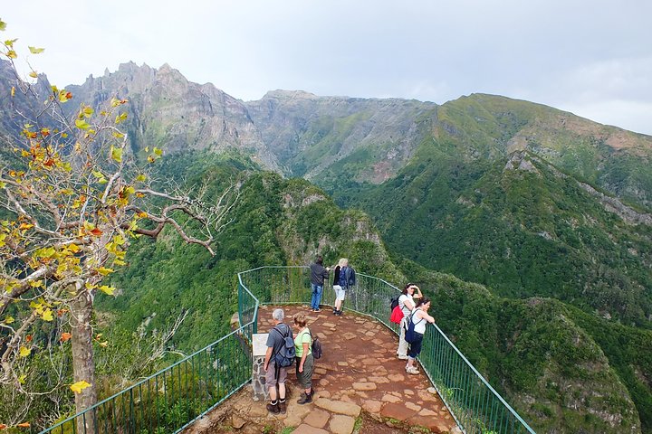 "Biosphere Reserve" & Arieiro Peak Full day Tour in Open Roof 4x4 - Image 4